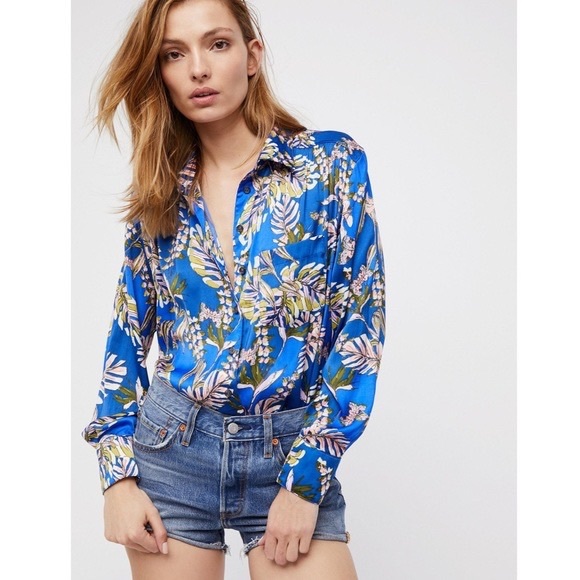 Free People Under the Palms Blue Hawaiian Boho Satin Button Down blouse - Picture 2 of 10